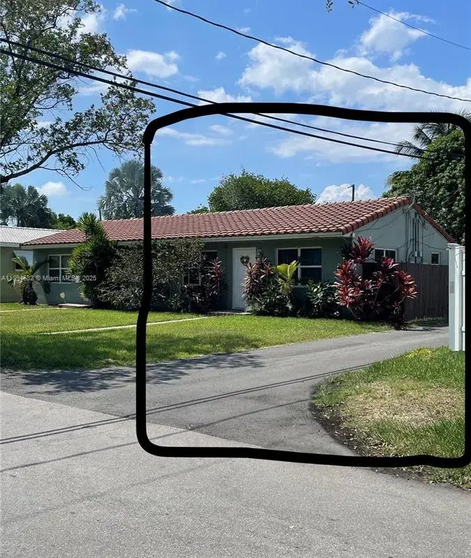 1909 Mayo St # 1, Hollywood FL 33020