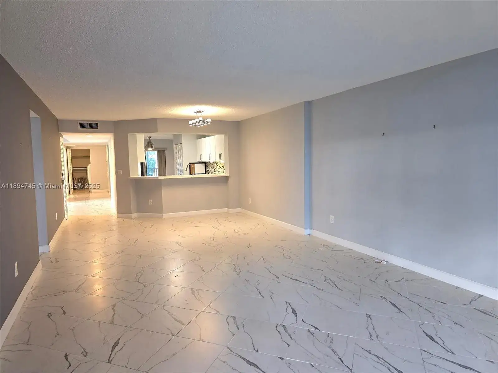 7440 Granville Dr # 213, Tamarac FL 33321 photo 4