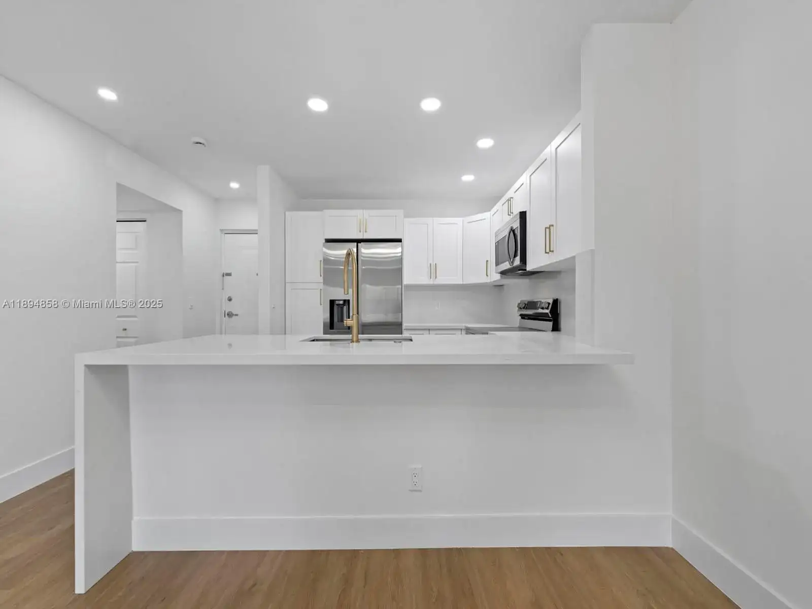 8101 Camino Real # 320, Miami FL 33143 photo 3