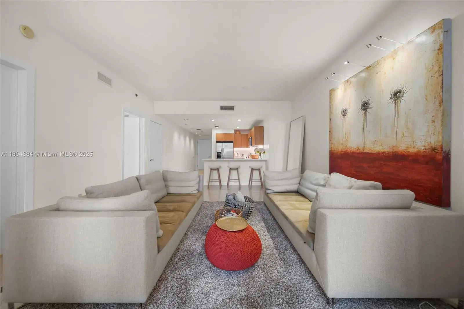 1060 Brickell Ave # 1513, Miami FL 33131 photo 4