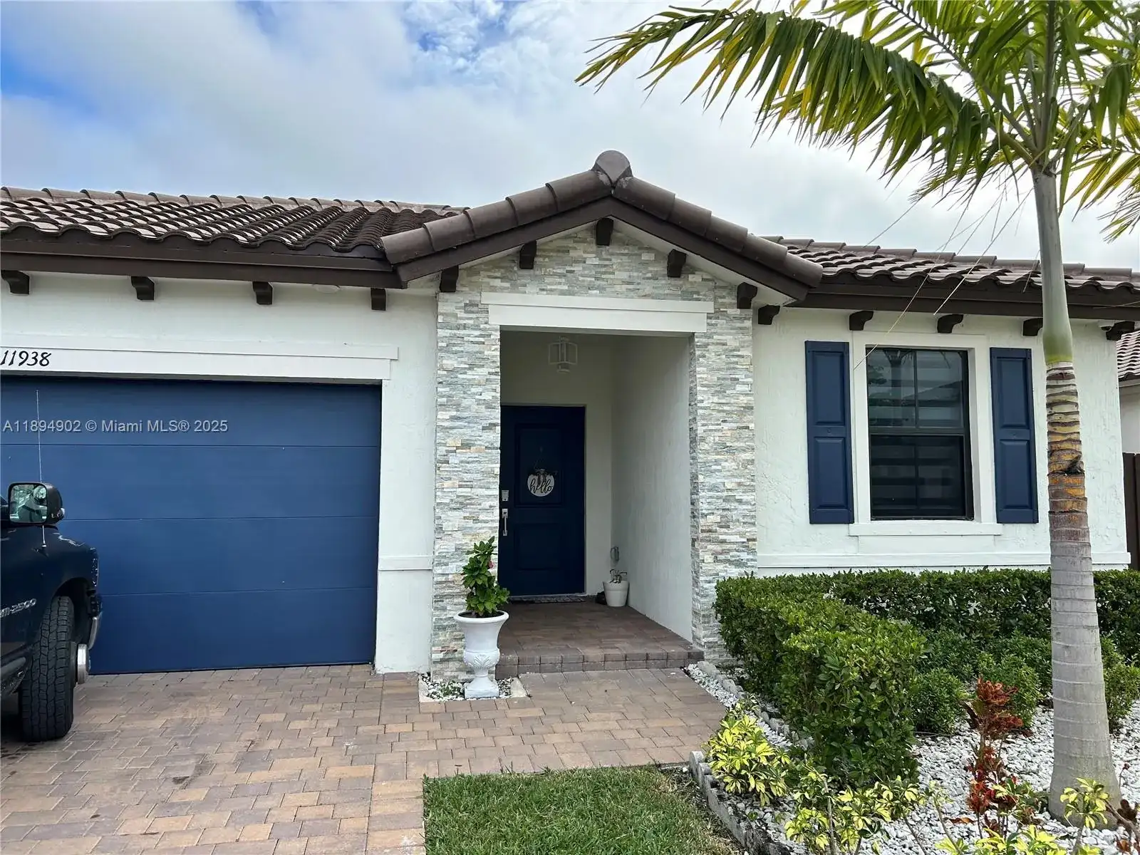 11938 SW 241st St, Homestead FL 33032 photo 2