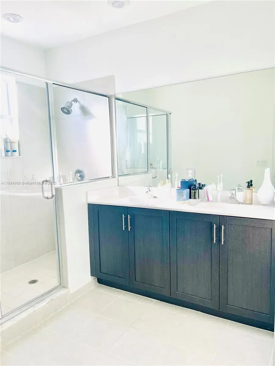 2624 SE 11th Ct, Homestead FL 33035