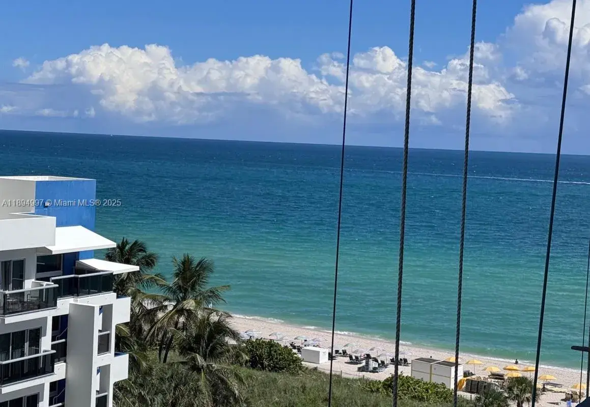 6061 Collins Ave # 10C, Miami Beach FL 33140