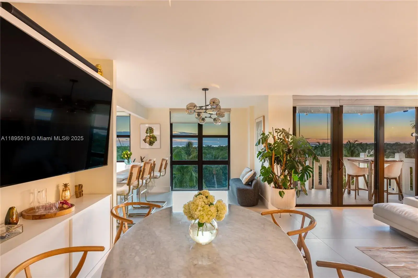 1121 Crandon Blvd # D402, Key Biscayne FL 33149