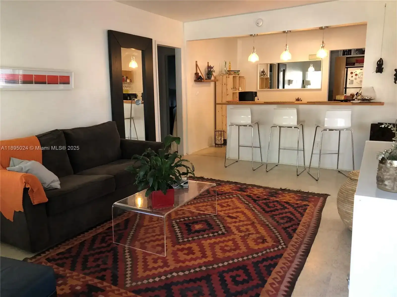 1160 SW 22nd terrace # 2, Miami FL 33129