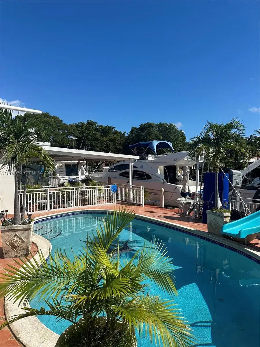 12941 Auralia Rd, North Miami FL 33181 photo 4