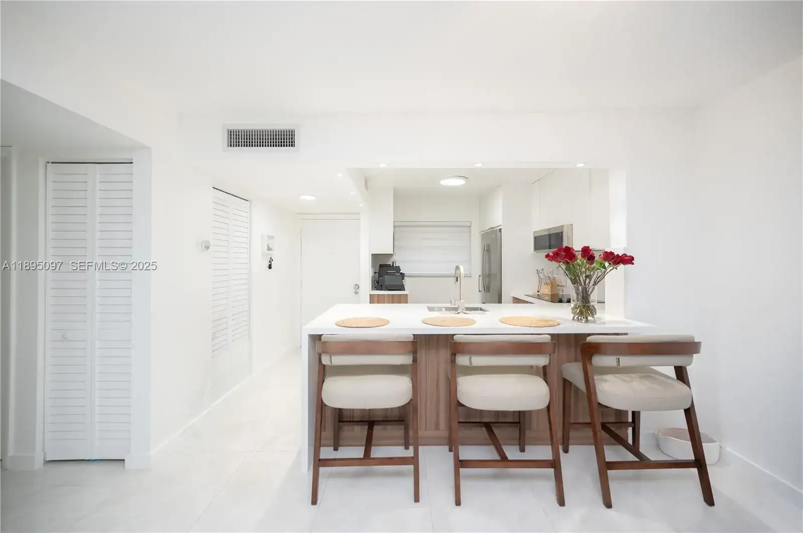 10875 SW 112th Ave # 204, Miami FL 33176 photo 4