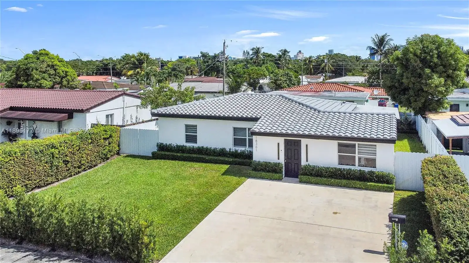 18361 NE 20th Pl # 18361, North Miami Beach FL 33179 photo 4