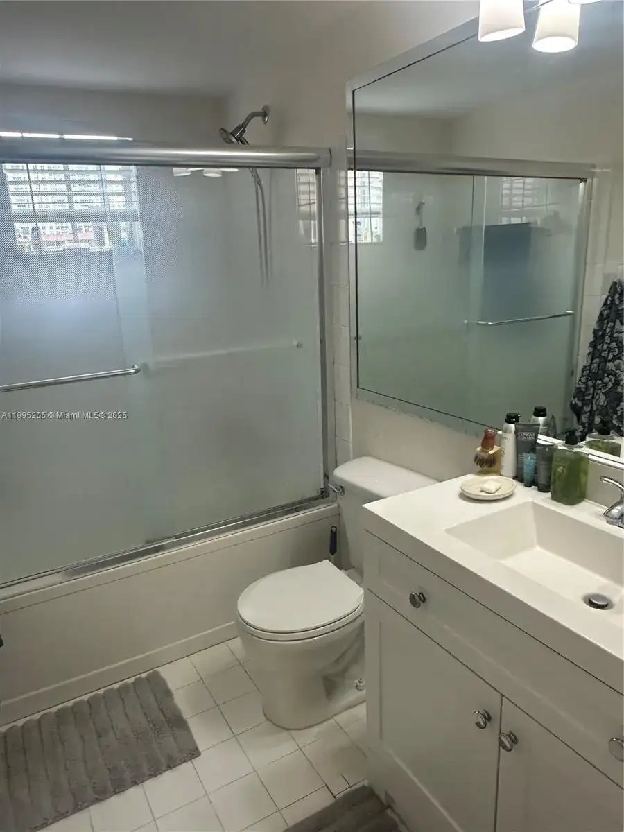 17125 N Bay Rd # 3402, Sunny Isles Beach FL 33160 photo 5
