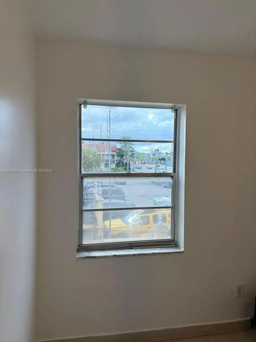 6820 W Flagler St # 212, Miami FL 33144 photo 3