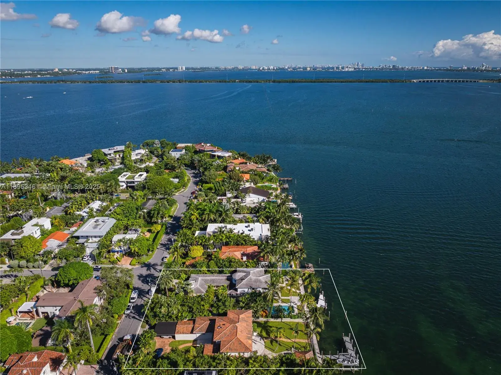 617/625 E Dilido Dr, Miami Beach FL 33139