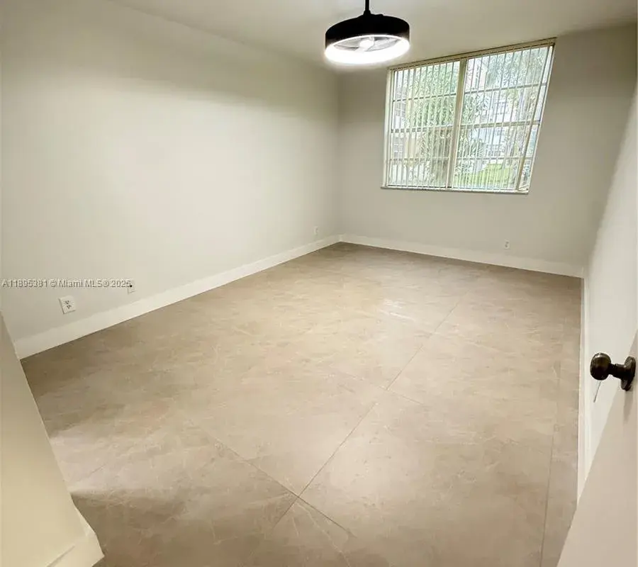 8318 NW 24th St # 8318, Coral Springs FL 33065