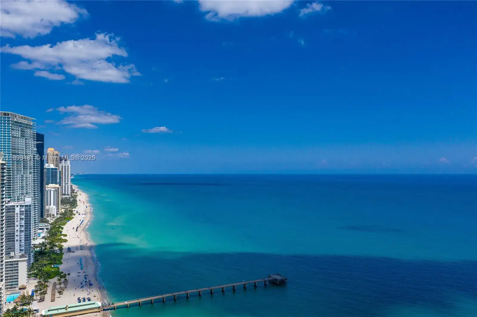 214 Poinciana Dr # 204, Sunny Isles Beach FL 33160