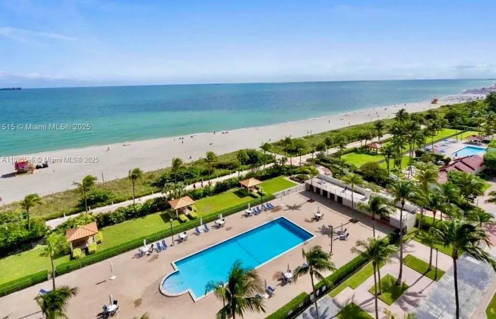 2625 Collins Ave # 1507, Miami Beach FL 33140