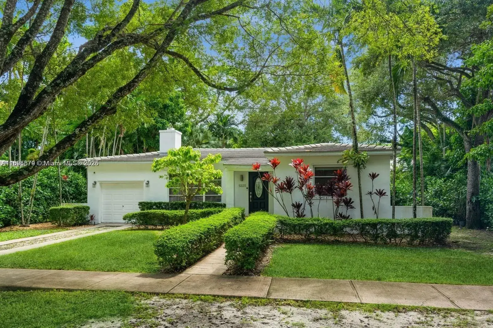 1225 Tangier St, Coral Gables FL 33134 photo 4