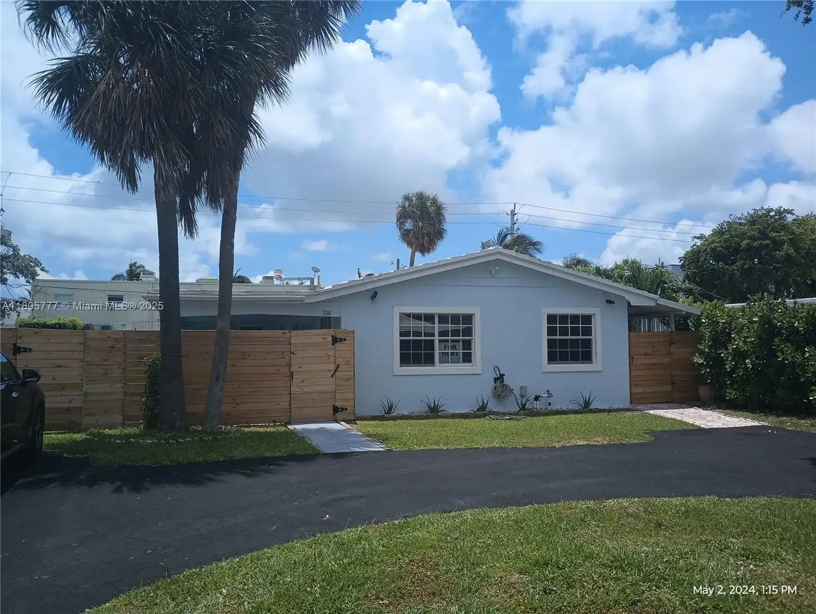 258 Neptune Ave, Lauderdale By The Sea FL 33308 photo 2