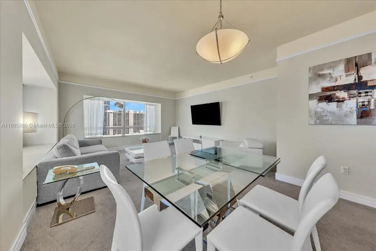 1435 Brickell Ave # 3112, Miami FL 33131 photo 3
