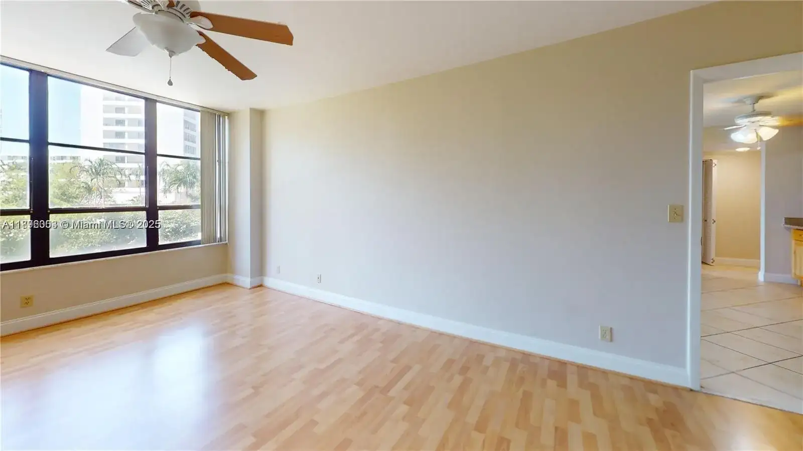 600 Three Islands Blvd # 219, Hallandale Beach FL 33009 photo 5