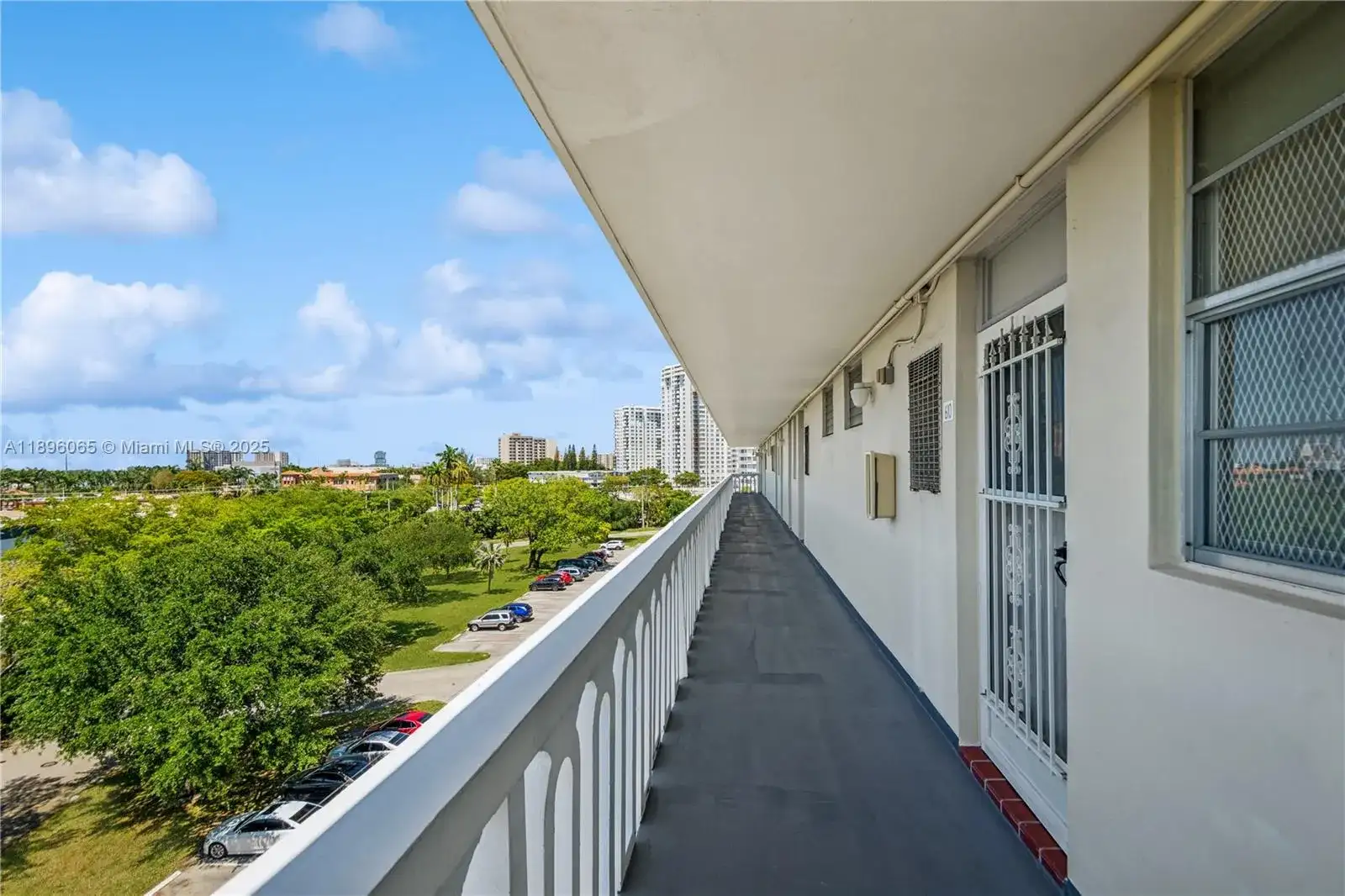 2851 Leonard Dr # J610, Aventura FL 33160 photo 3