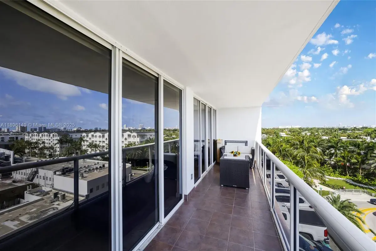 1900 Sunset Harbour Dr # 811, Miami Beach FL 33139