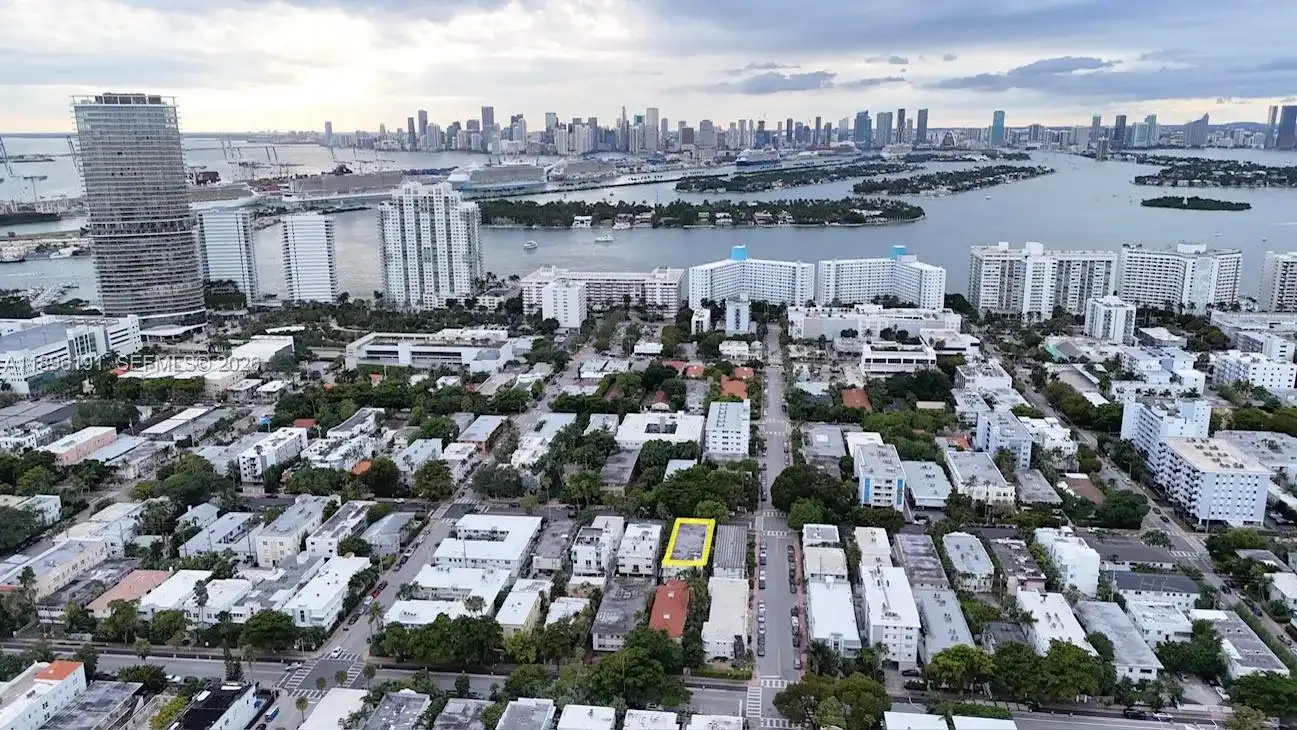 845 Michigan Ave, Miami Beach FL 33139