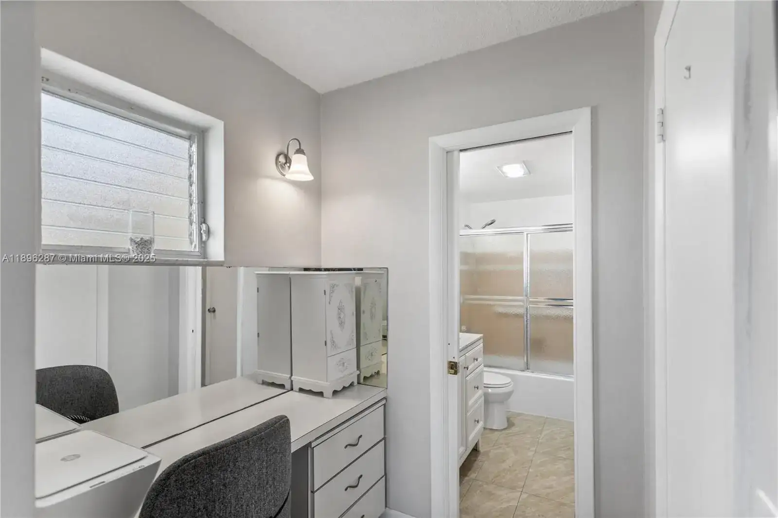 17001 NE 13th Ave # 214, Miami FL 33162 photo 5