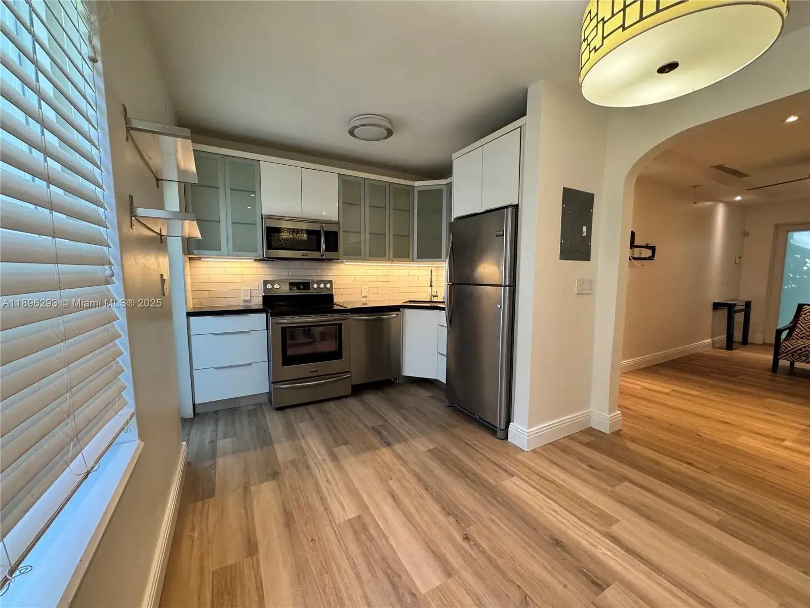 645 Lenox Ave # 5, Miami Beach FL 33139 photo 5