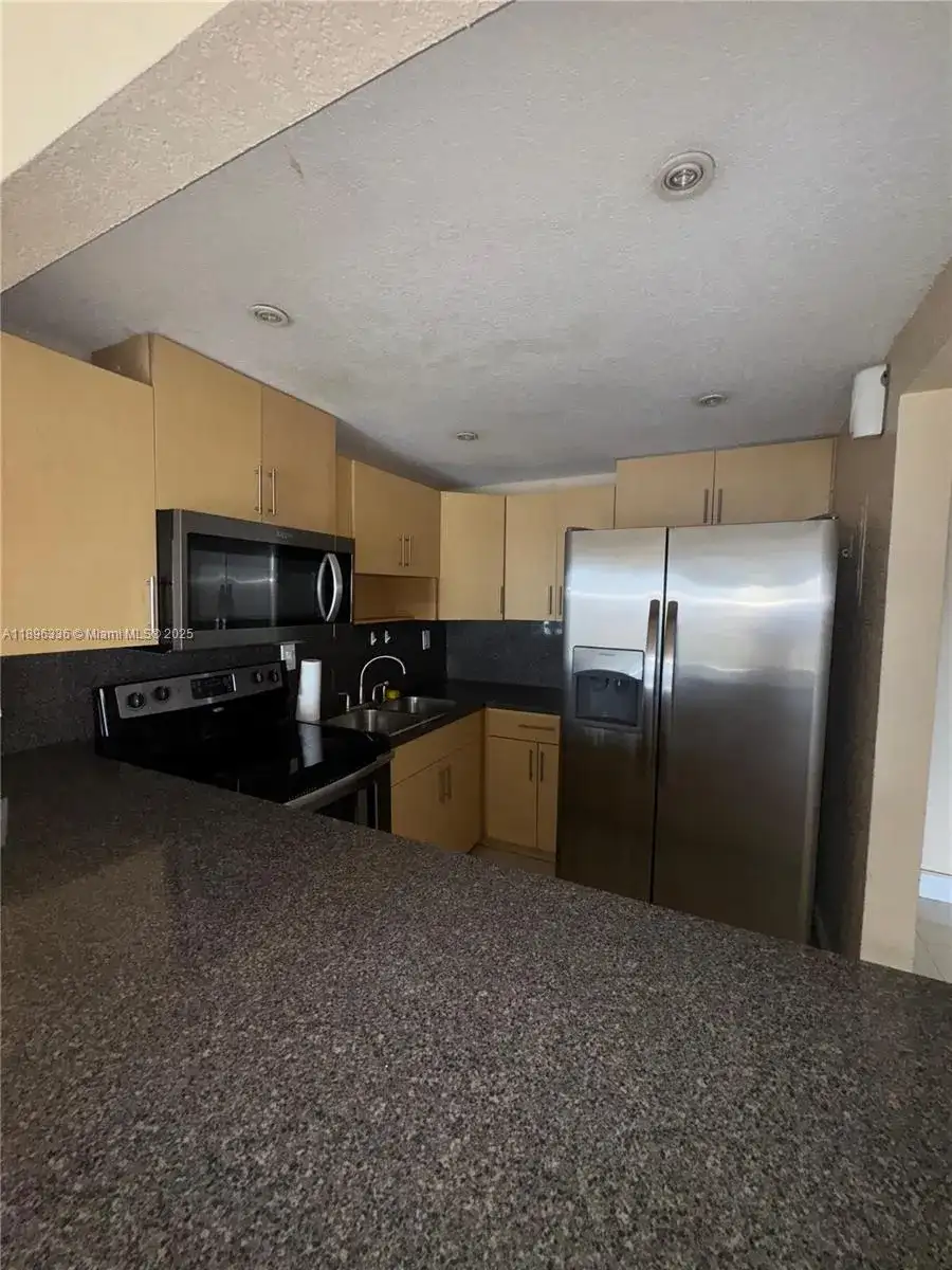 6095 W 19th Ave # 407, Hialeah FL 33012 photo 3