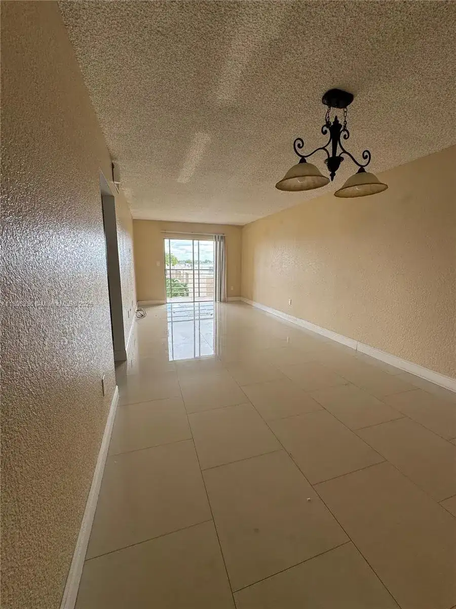 6095 W 19th Ave # 407, Hialeah FL 33012 photo 4