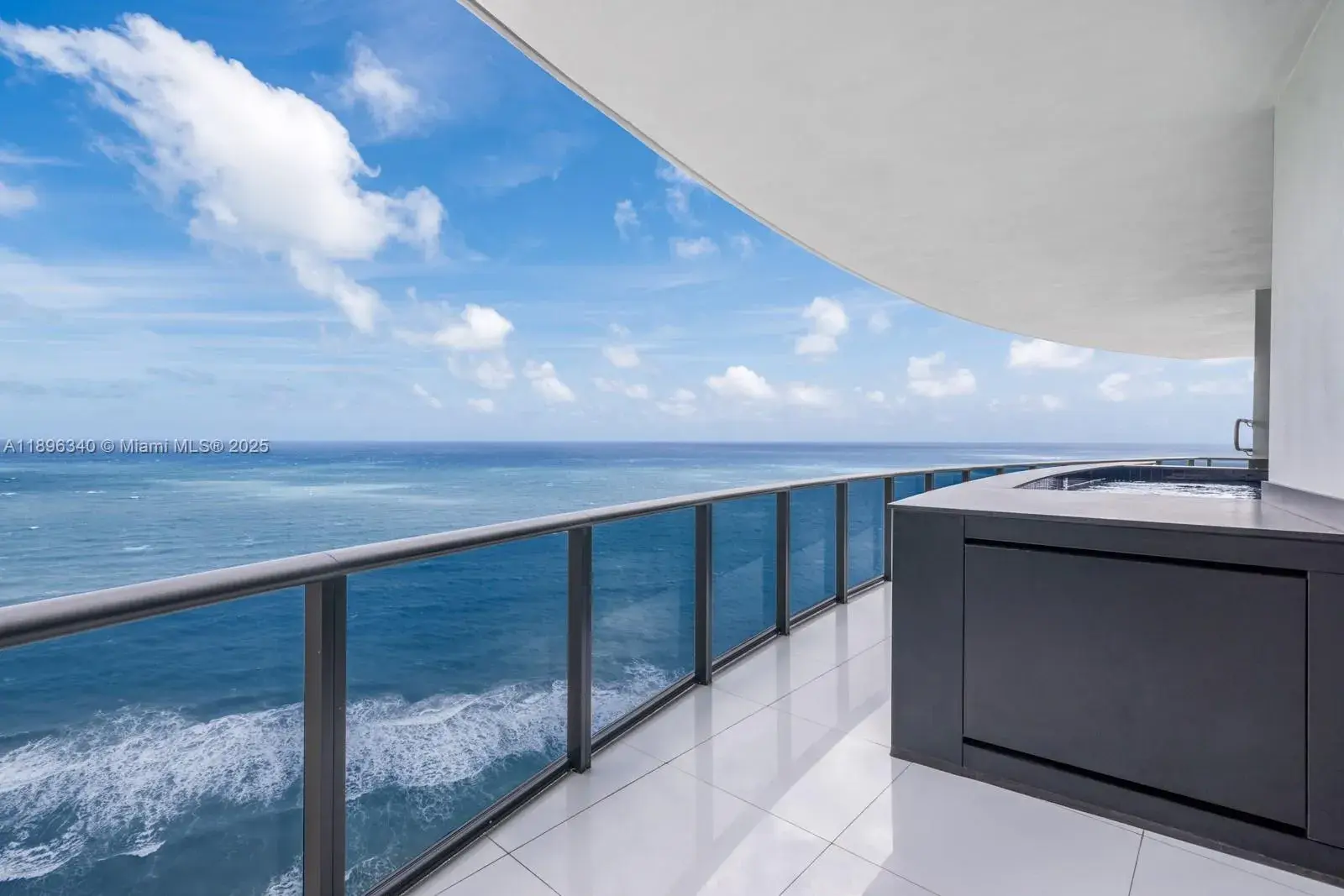 18555 Collins Ave # 2805, Sunny Isles Beach FL 33160