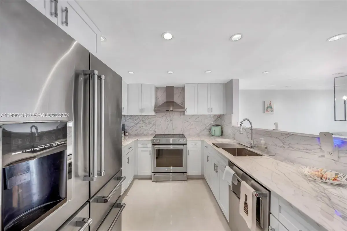 5838 Collins Ave # 2F, Miami Beach FL 33140