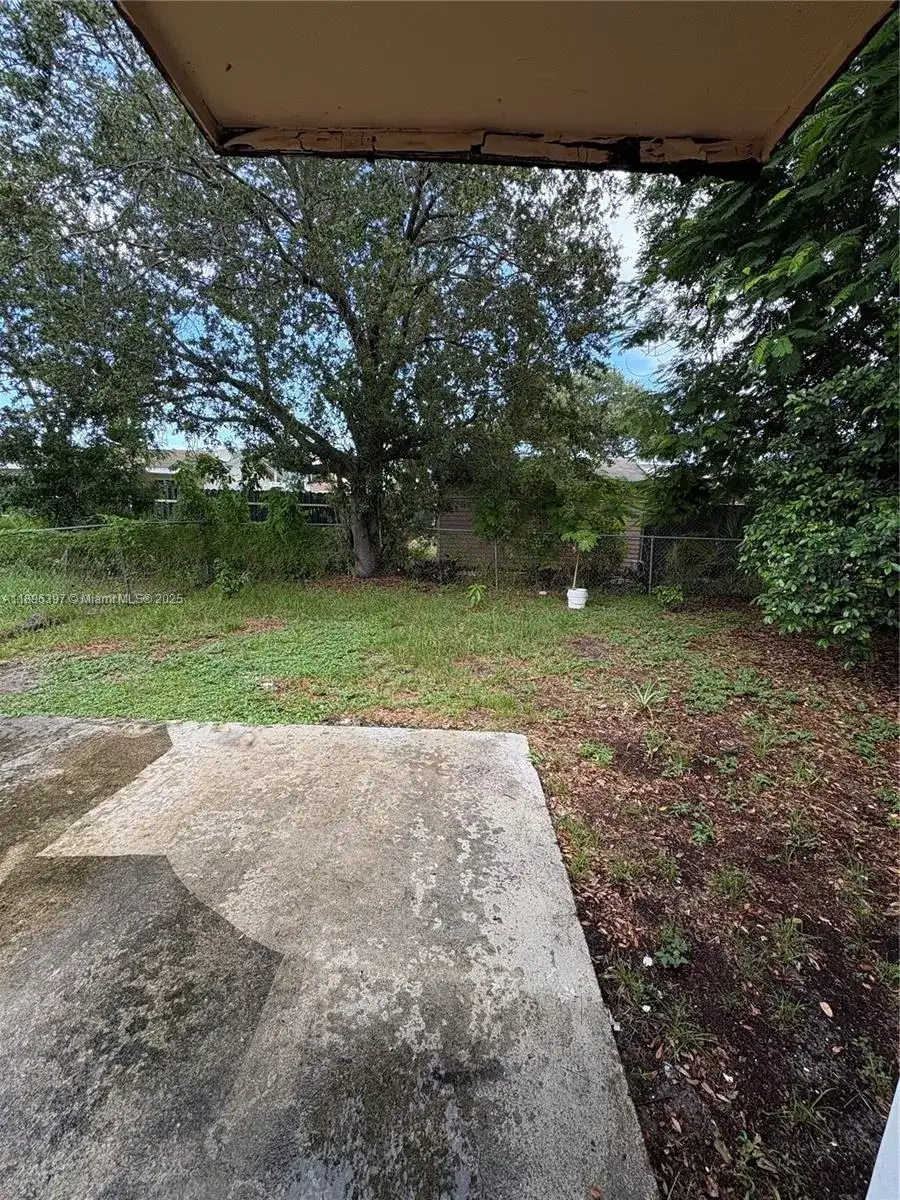 19121 NW 34th Ct # A, Miami Gardens FL 33056 photo 2