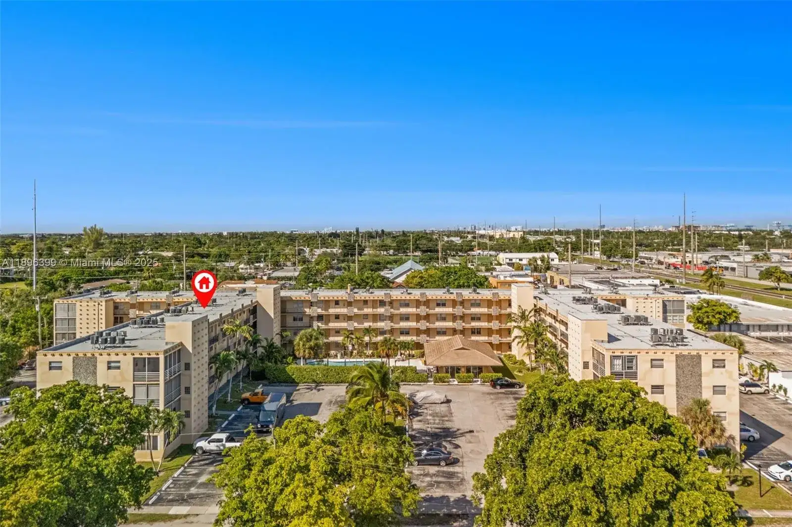 2145 Pierce St # 305, Hollywood FL 33020 photo 3