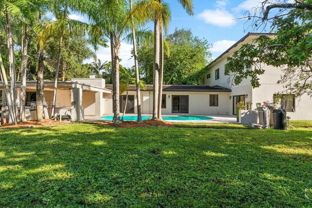 8501 SW 68th St Rd, Miami FL 33143