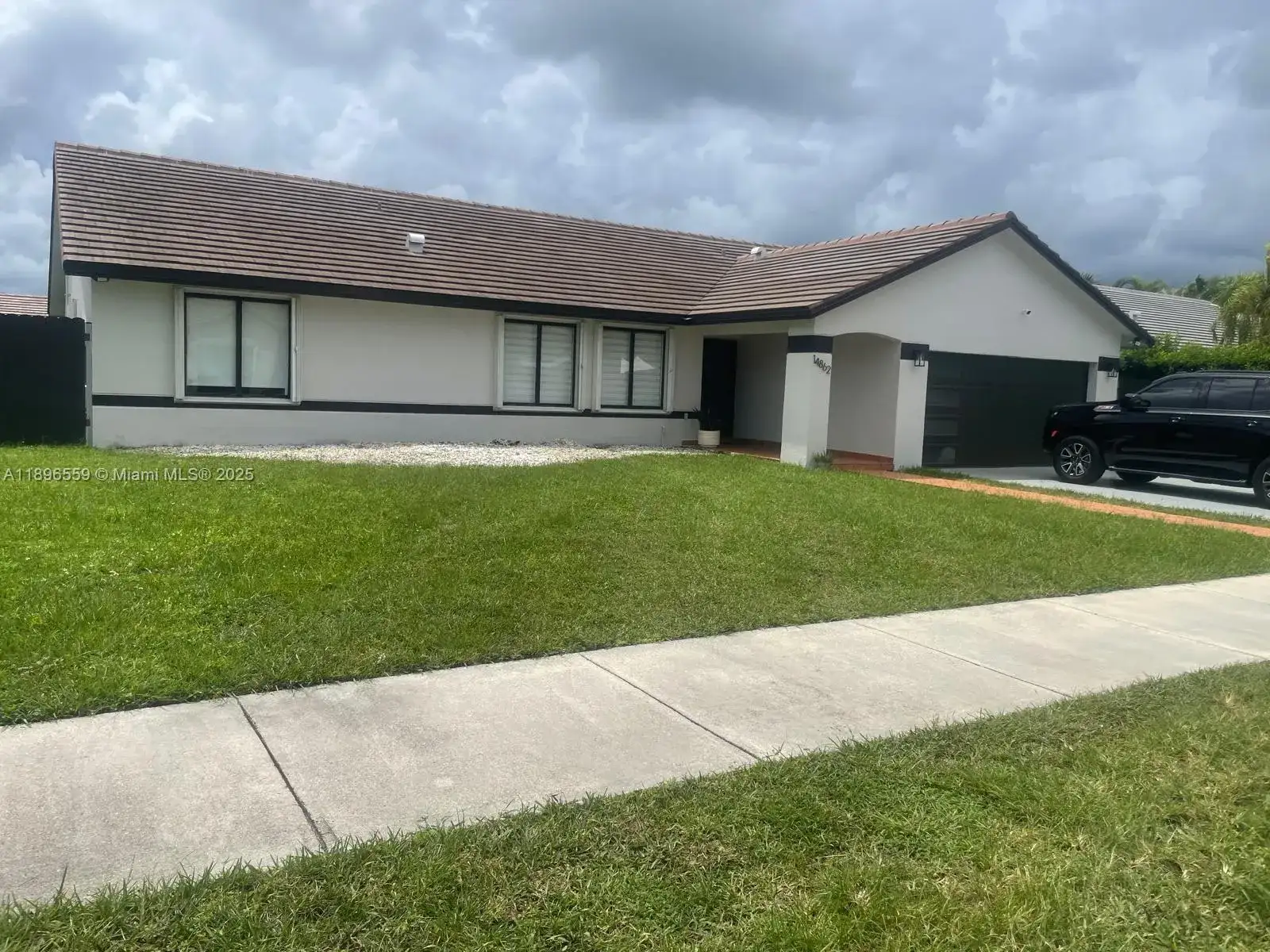 14862 SW 169th Ln, Miami FL 33187 photo 2