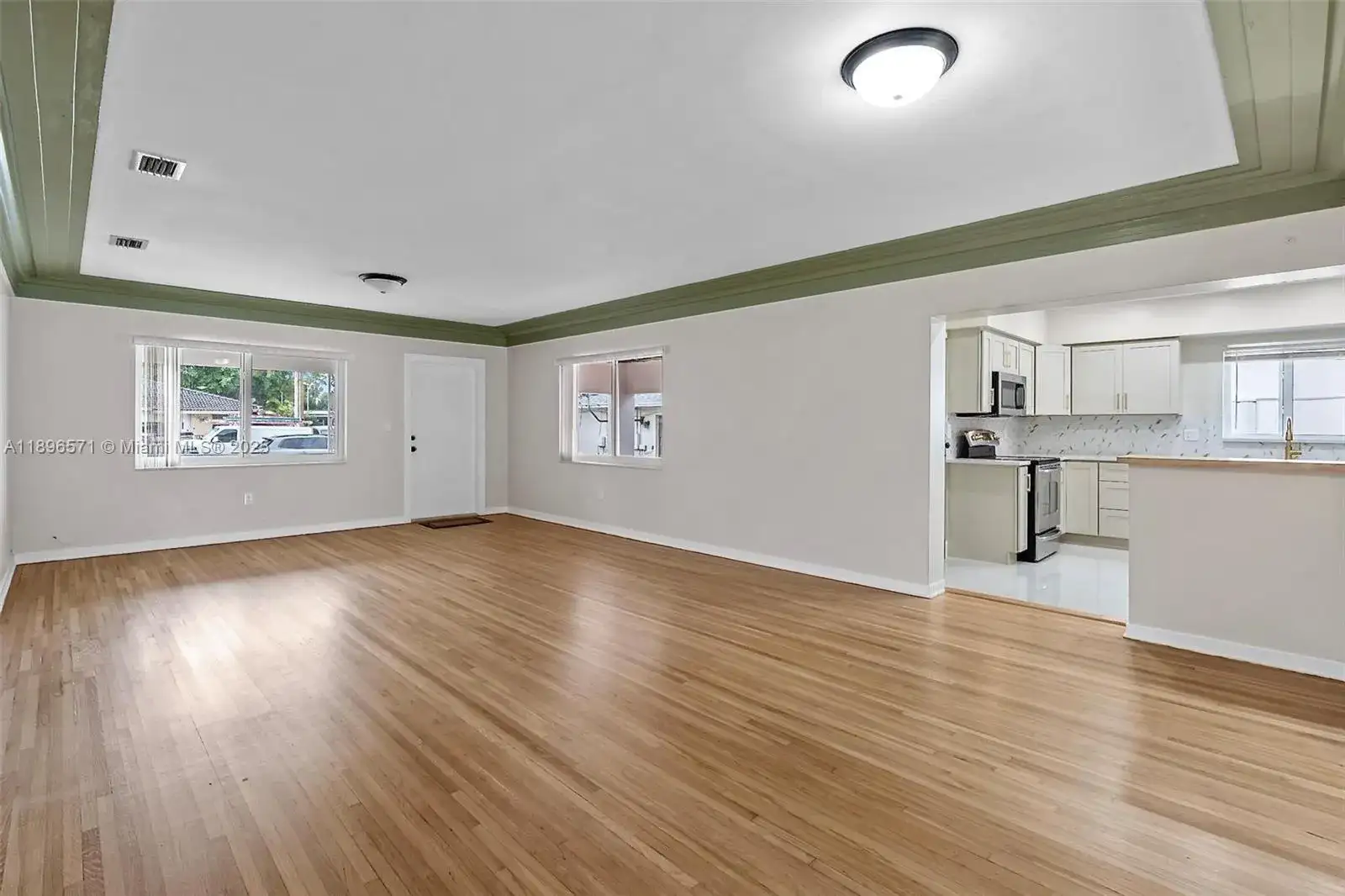 1221 NW 34th Ave # 1221, Miami FL 33125 photo 4