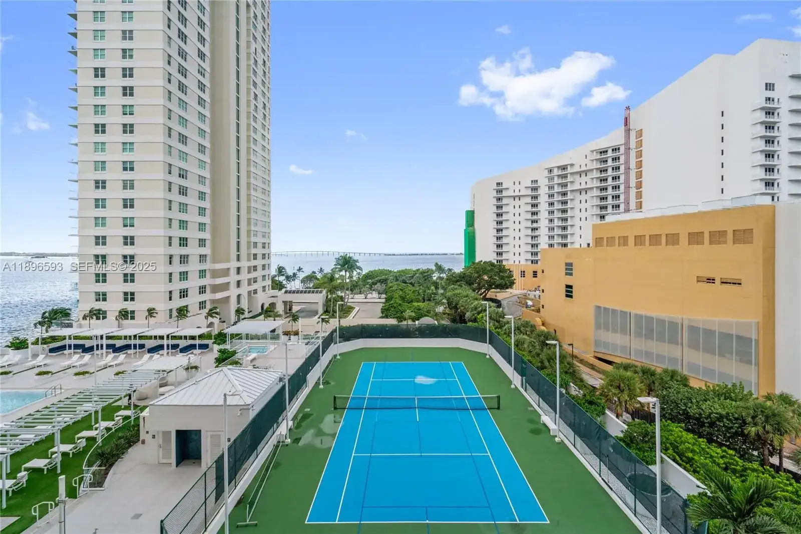 770 Claughton Island Dr # 806, Miami FL 33131 photo 3