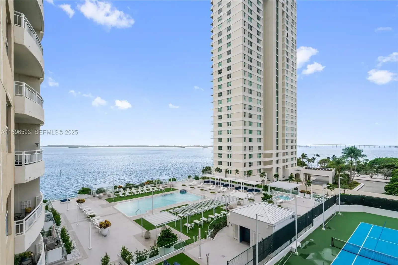 770 Claughton Island Dr # 806, Miami FL 33131 photo 4