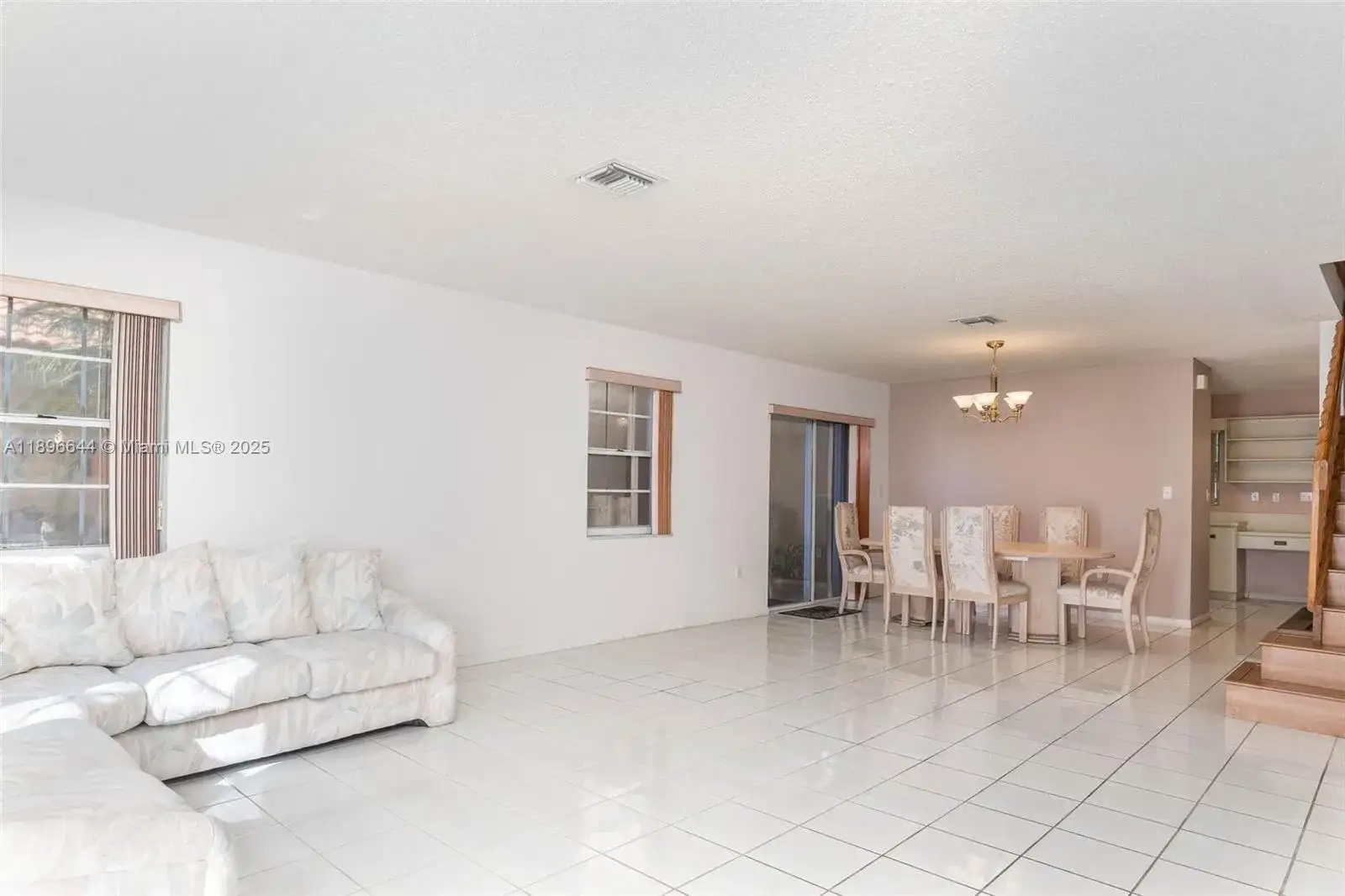 15011 SW 112th Ter, Miami FL 33196 photo 3