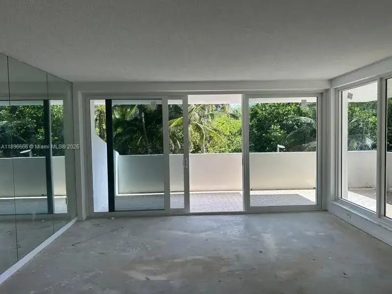 177 Ocean Lane Dr # 208, Key Biscayne FL 33149 photo 2