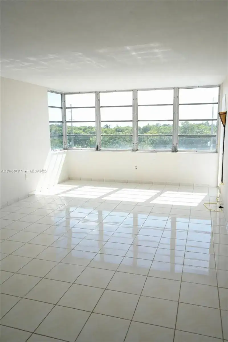 8000 Harding Ave # 5F, Miami Beach FL 33141 photo 5