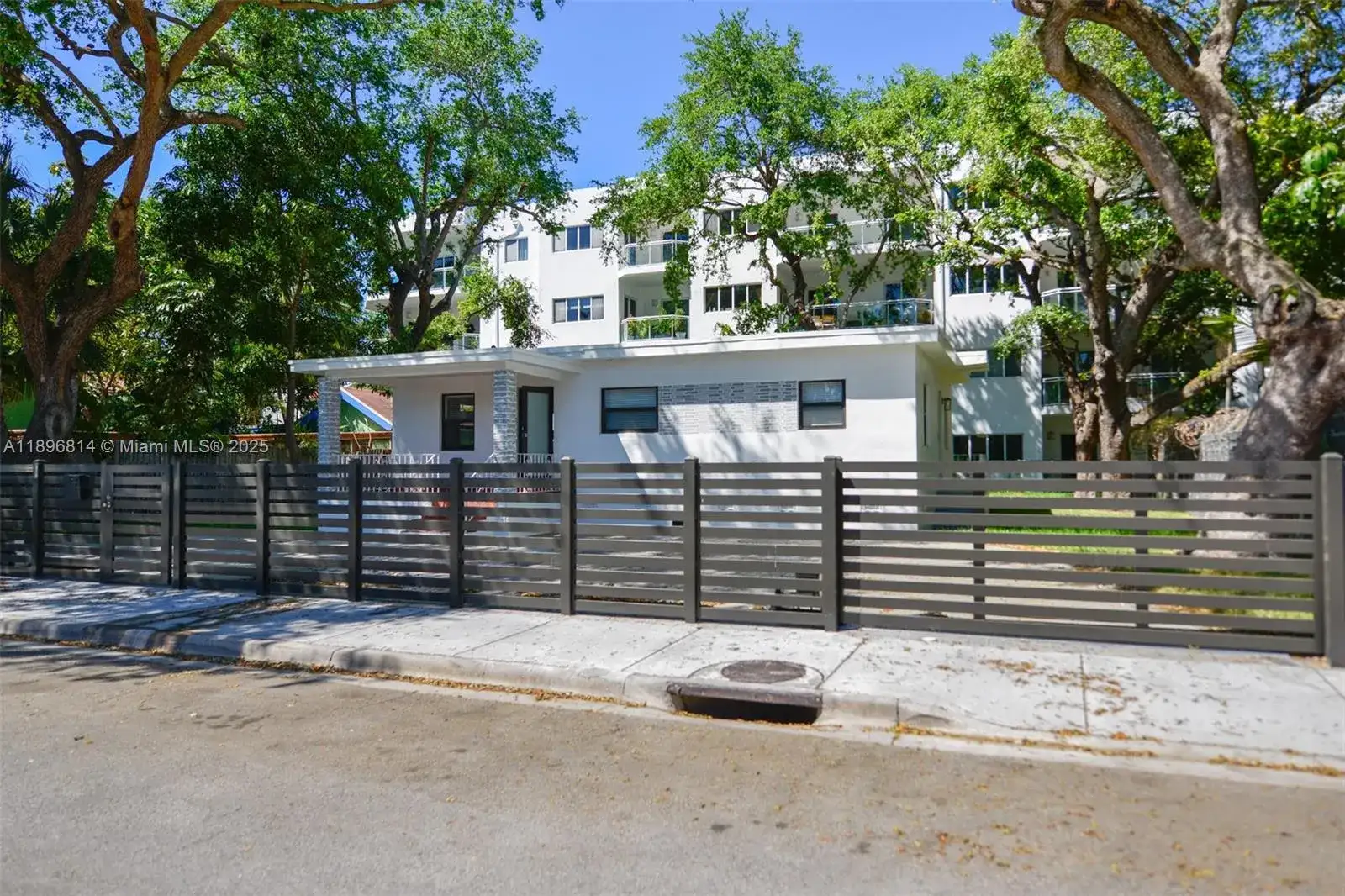 655 NE 62nd St, Miami FL 33138 photo 2