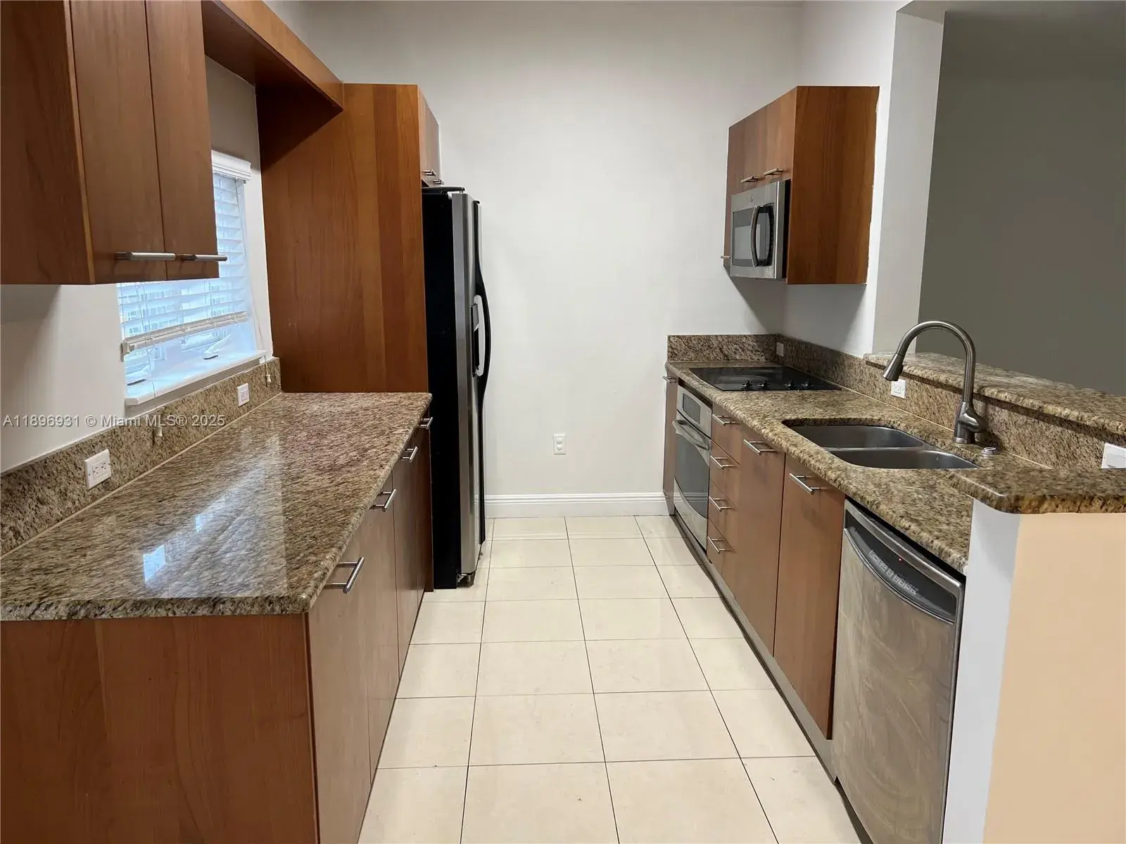 2700 NE 184th Ter # 126, Aventura FL 33160