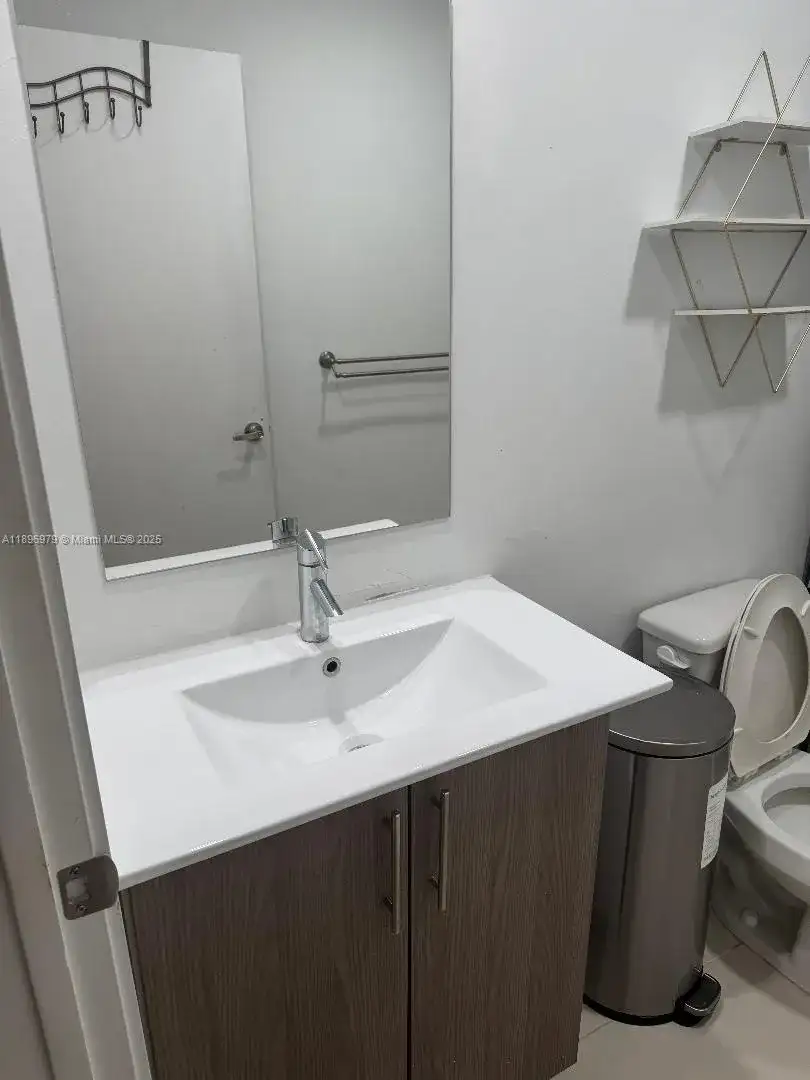 1152 NW 2nd St # 1, Florida City FL 33034 photo 3