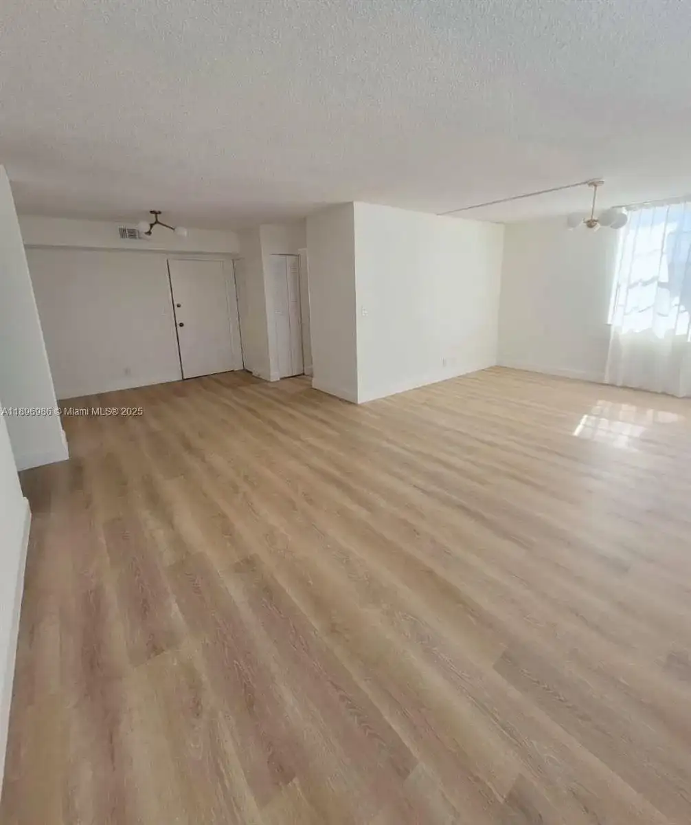 2025 NE 164th St # 816, North Miami Beach FL 33162 photo 3