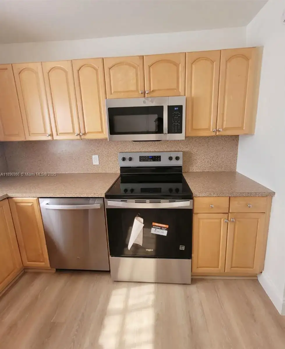 2025 NE 164th St # 816, North Miami Beach FL 33162 photo 5