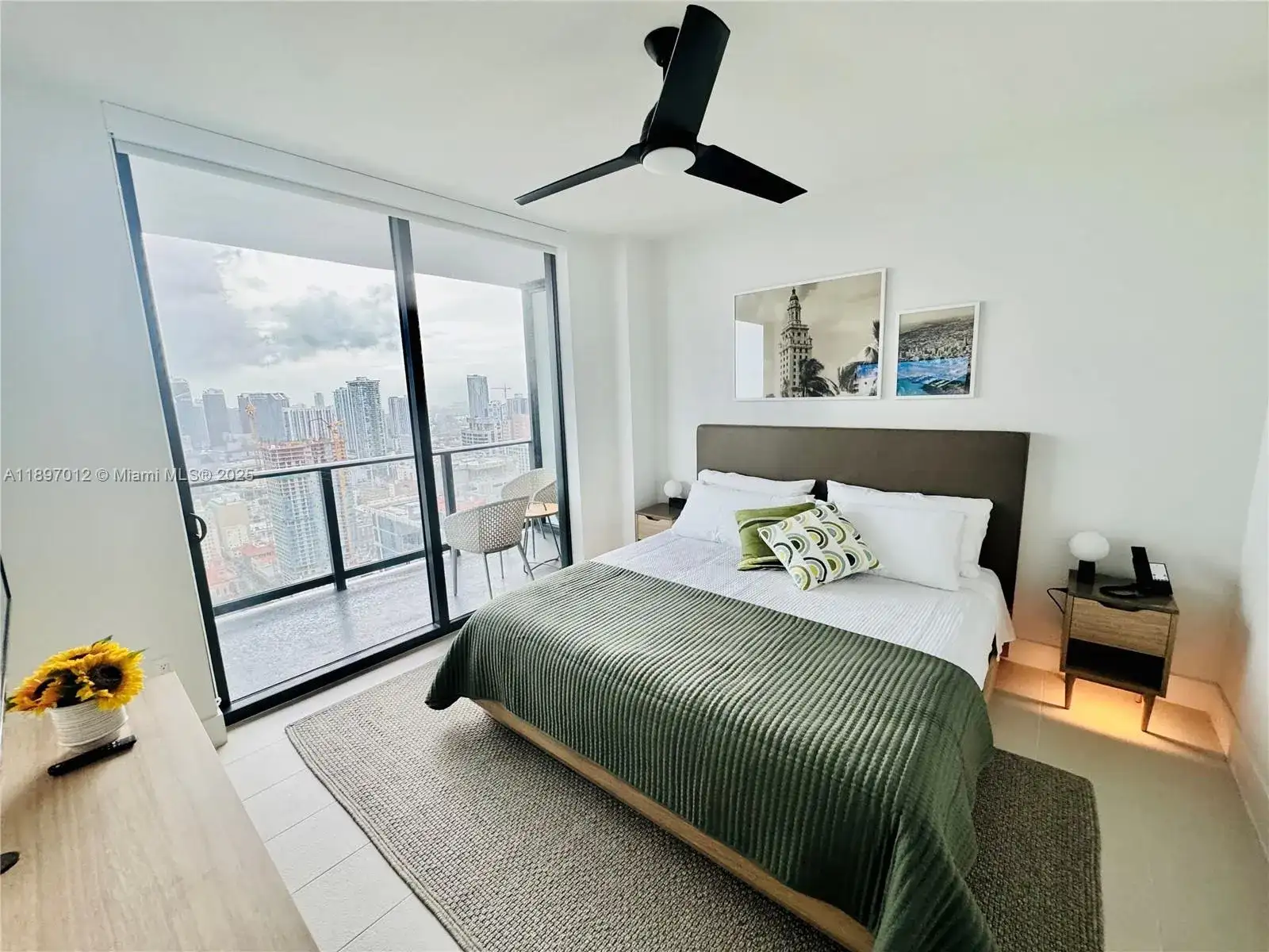 159 NE 6th St # 4314, Miami FL 33132 photo 2