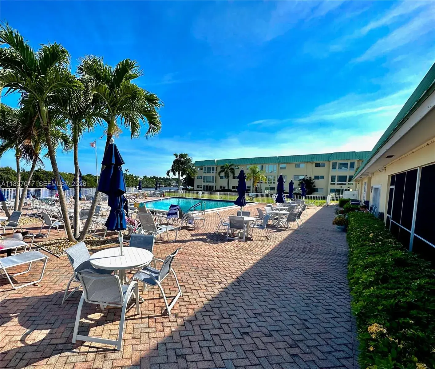 35 Colonial Club Dr # 203, Boynton Beach FL 33435