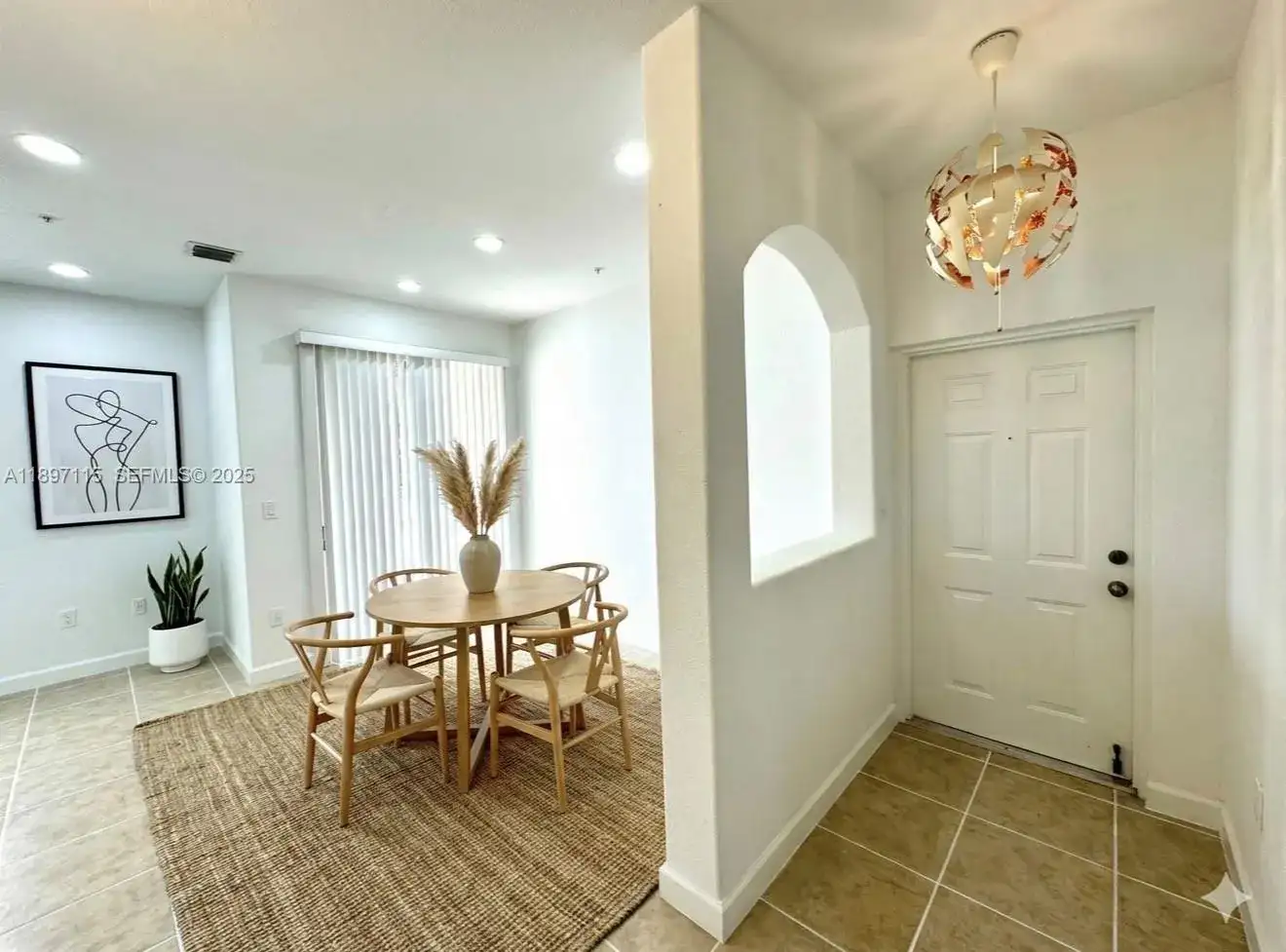 10012 NW 7th St # 208, Miami FL 33172 photo 2