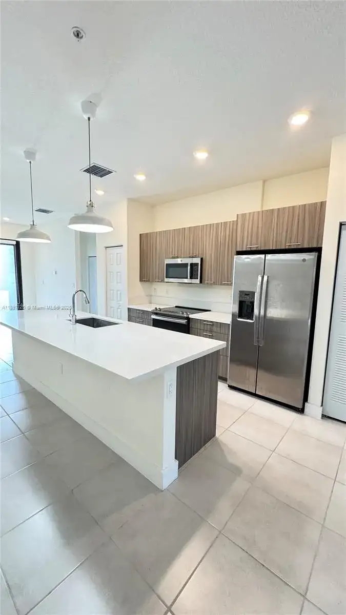 8005 NW 104th Ave # 21, Doral FL 33178 photo 5